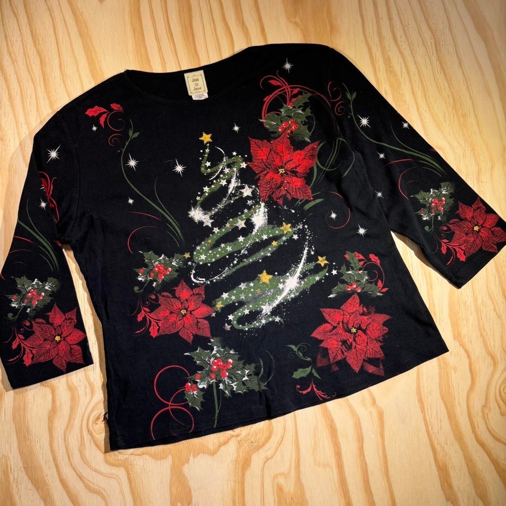 Jess & Jane Christmas Magic Black Poinsettia Tree Graphic Top Large USA Made